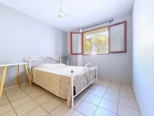 Rare, maison de plain-pied, 4 chambres au calme, avec piscin...