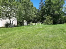 Rare : Appartement de charme avec parc arboré, vue sur la Su...