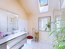 Rare, villa avec vue sur les massifs, piscine et garage - qu...