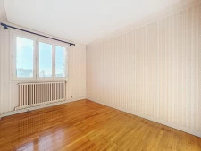 Potentiel et volumes pour cette maison familiale indépendant...