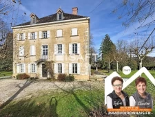 Rare : Appartement de charme avec parc arboré, vue sur la Su...