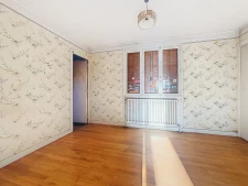 Potentiel et volumes pour cette maison familiale indépendant...