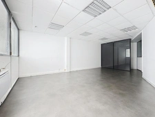 Centre ville de Voiron, murs commerciaux à vendre (sans fond...