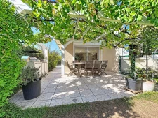 Rare, maison de plain-pied, 4 chambres au calme, avec piscin...