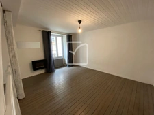 MAISON  CENTRE VILLE CHASSENEUIL DU POITOU 2