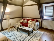 VASTE QUERCYNOISE près de 239m2 avec 6 chambres sur trois ni 10