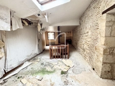 SOUS OFFRE ACCEPTEE -- Immeuble au coeur de St Cyprien en Pé 11