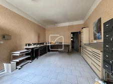 Au coeur du magnifique village de Saint-Cyprien, un ensemble  3