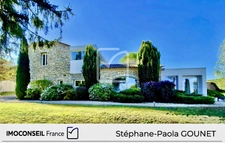 Propriété exclusive à Cales : double maison, double architec 1