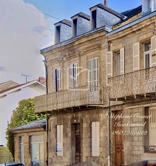 Exclusivité Demeure de caractère 200 m2 de potentiel au coeu 1