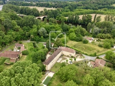 Moulin d'exception du XVIe siècle   Domaine de prestige en v 1