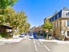 Immeuble de rapport mixte avec local commercial loué   renta 1