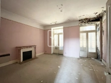 Exclusivité Demeure de caractère 200 m2 de potentiel au coeu 7