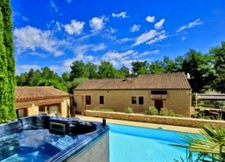Vente privée exclusive - Splendide ensemble immobilier avec  2