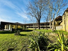 EXCLUSIF et RARE Ensemble immobilier touristique de Charme e 2