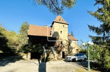 Un charmant ensemble immobilier à Concores :Vaste maison à p 2