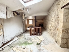 SOUS OFFRE ACCEPTEE -- Immeuble au coeur de St Cyprien en Pé 11