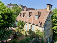 VIAGER OCCUPE : Charmante maison de village sur plus de 1500 1