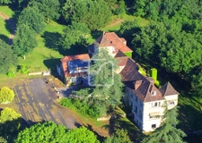 Propriété de caractère multi-potentiel sur 1200m2 au coeur d 4