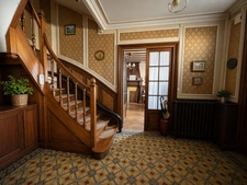 Elégante maison bourgeoise avec jardin