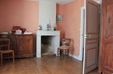 Charmante maison de village à rénover, située au coeur à Voun