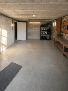 Maison lumineuse avec sous-sol