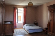 Charmante maison de village à rénover, située au coeur à Voun