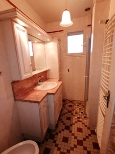 A SAISIR : MAISON SUR SOUS SOL A 10 MINUTES DU CENTRE VILLE 