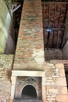 Maison de caractère dans un corps de ferme avec potentiel in