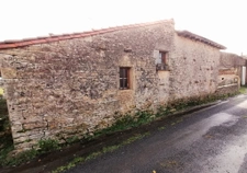 ANCIEN CORPS DE FERME A RENOVER