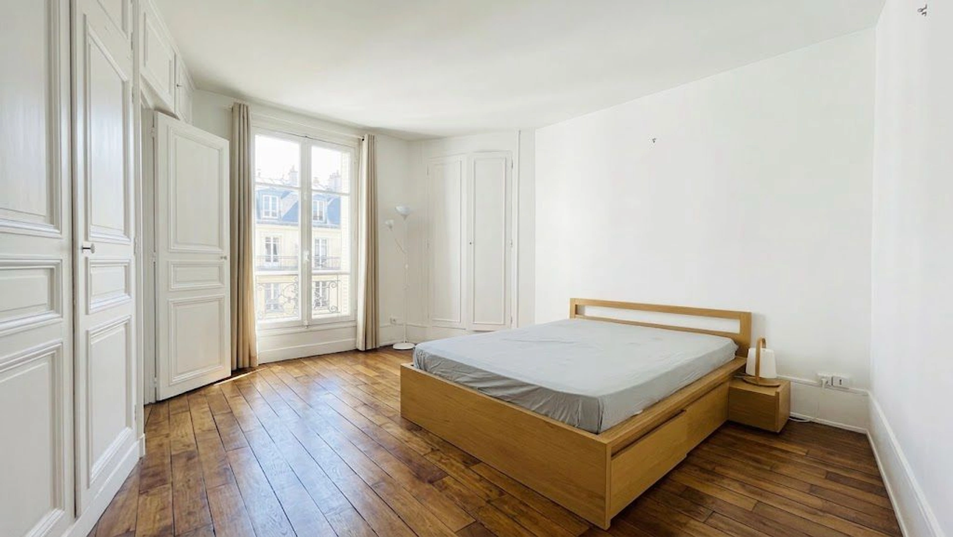Paris 17 - 66 rue Pierre  Demours 5