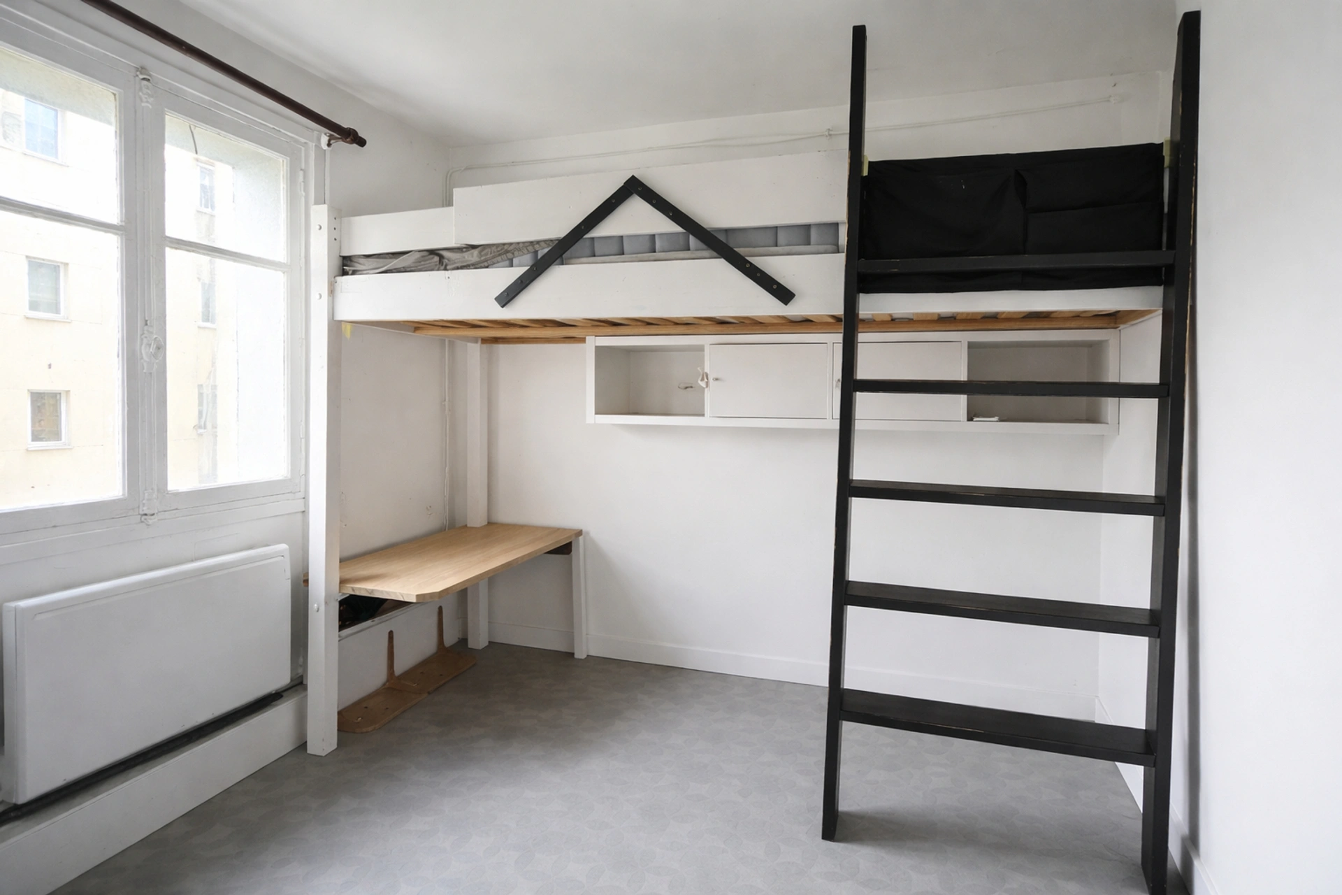 PARIS 17 - RUE BROCHANT 1