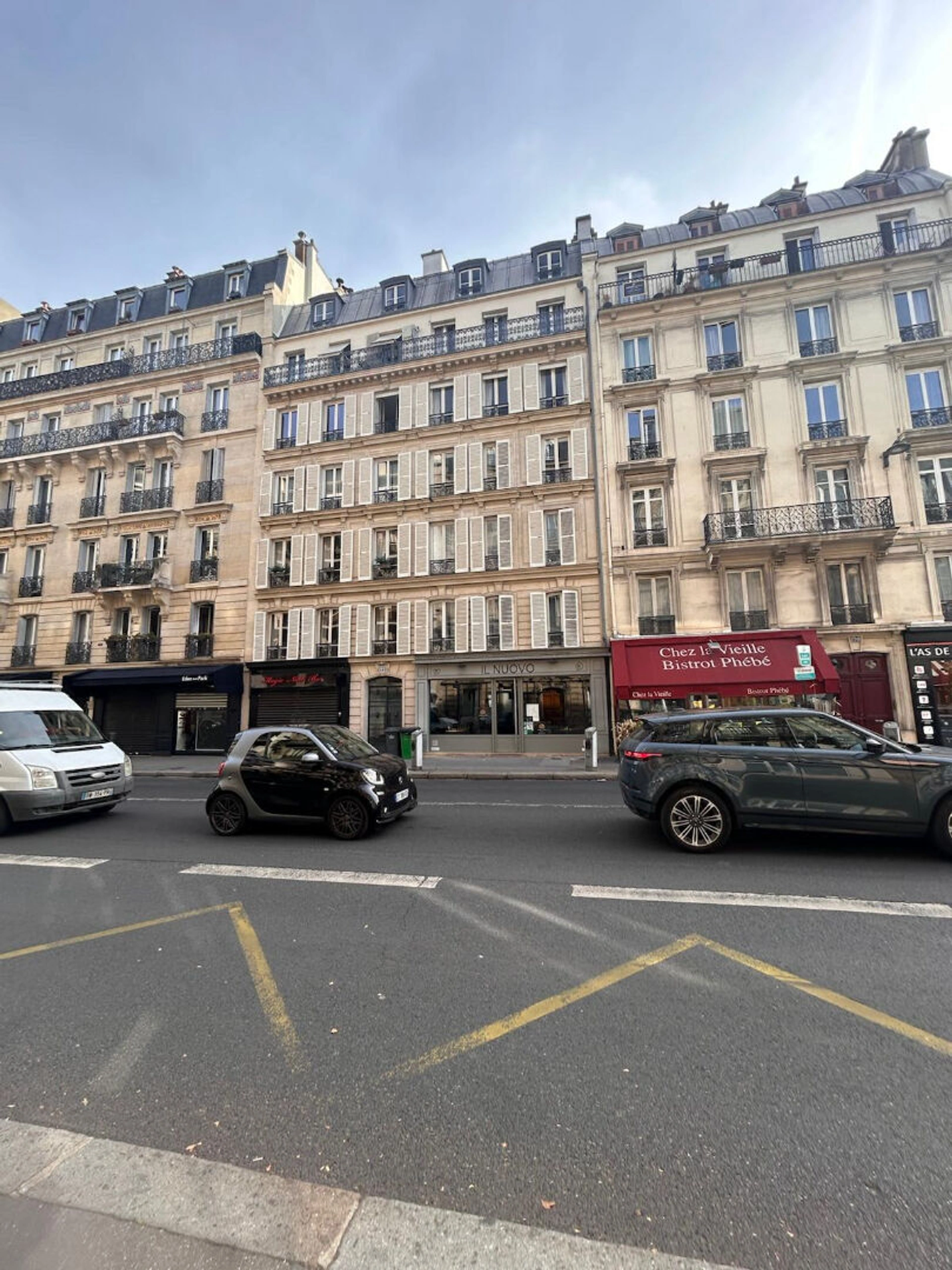 PARIS 17 - RUE DE COURCELLES 7