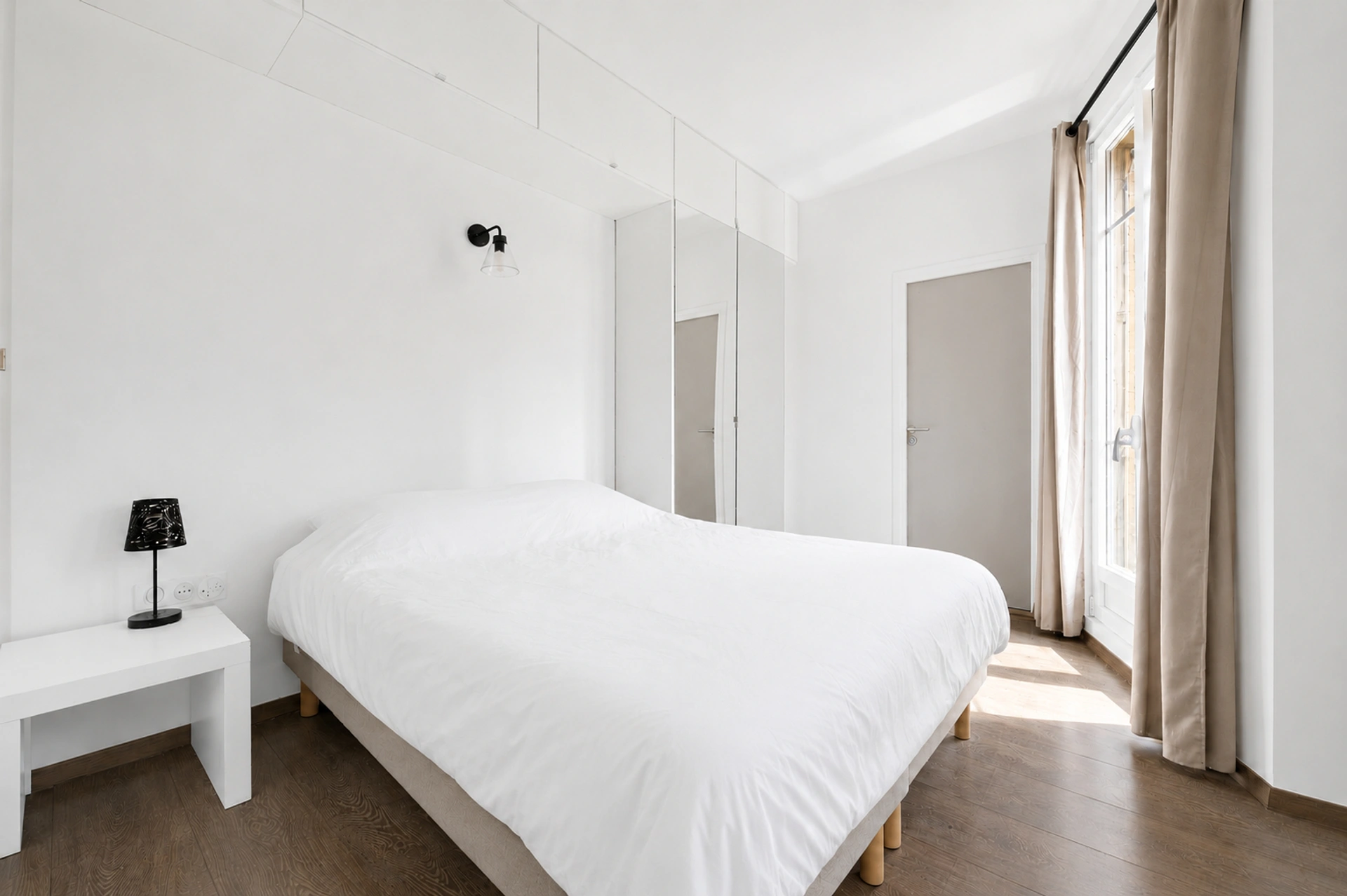 PARIS 17 - VILLIERS / LEVIS 5