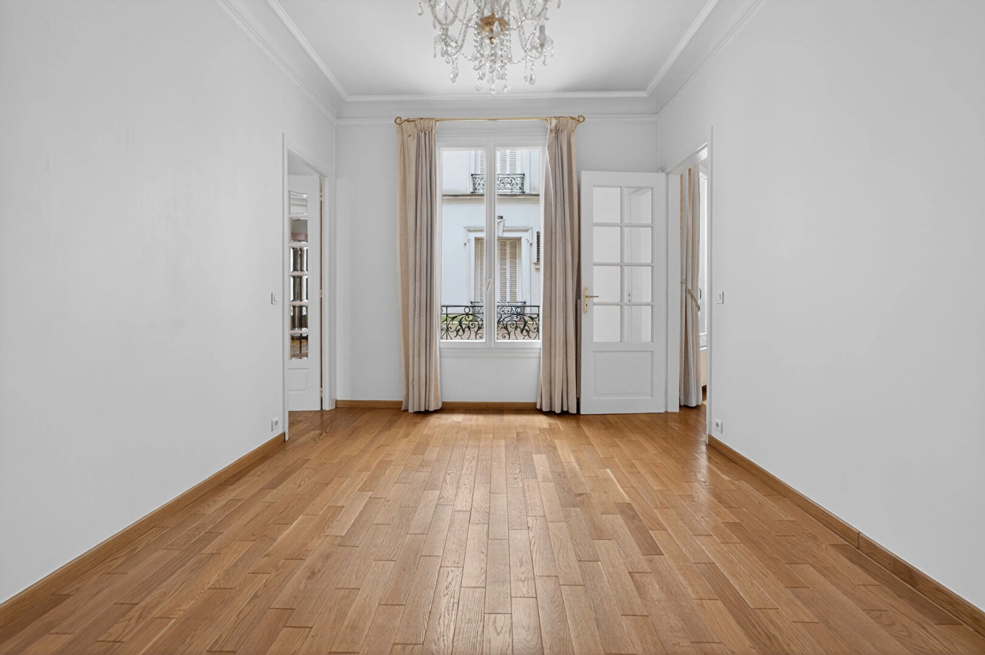 PARIS 17 - RUE DE COURCELLES 1