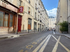 PARIS 9 - RUE LA FAYETTE 10