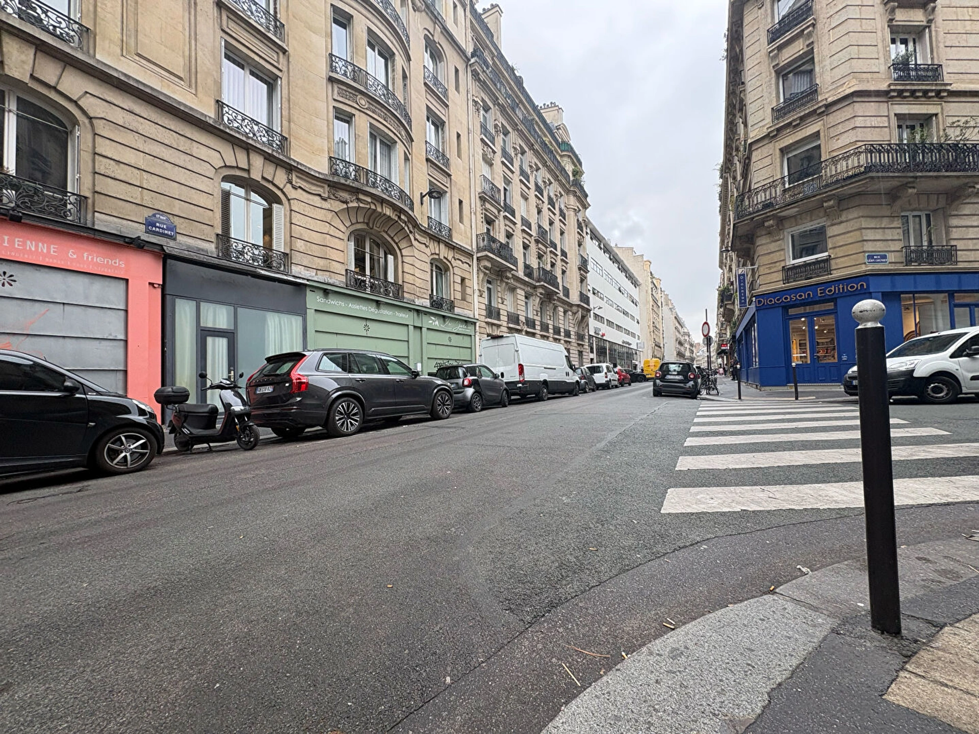 PARIS 17 - COURCELLES 8