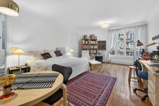 PARIS 17 - RUE DU DOBROPOL 2