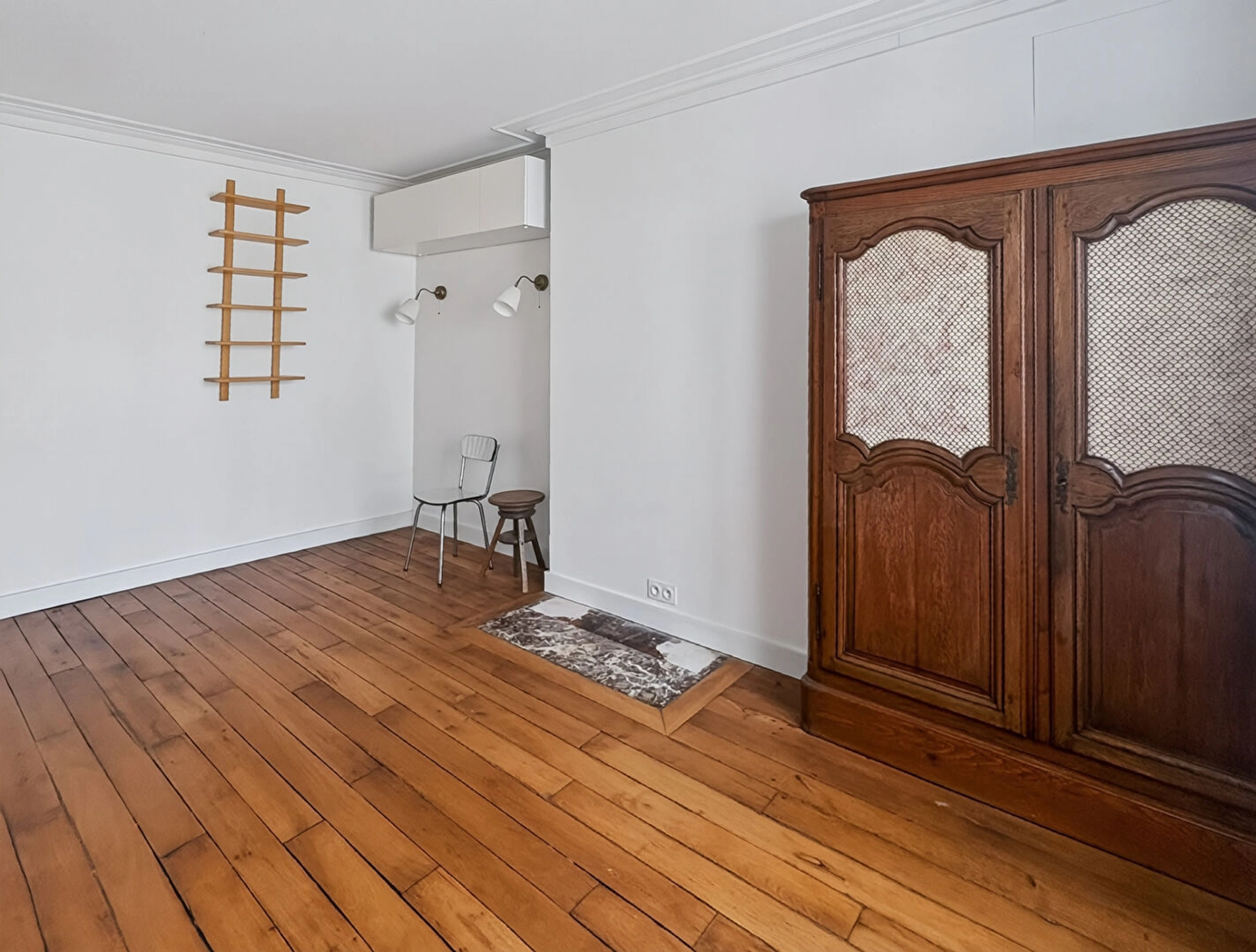 PARIS 17 - RUE PIERRE DEMOURS 1