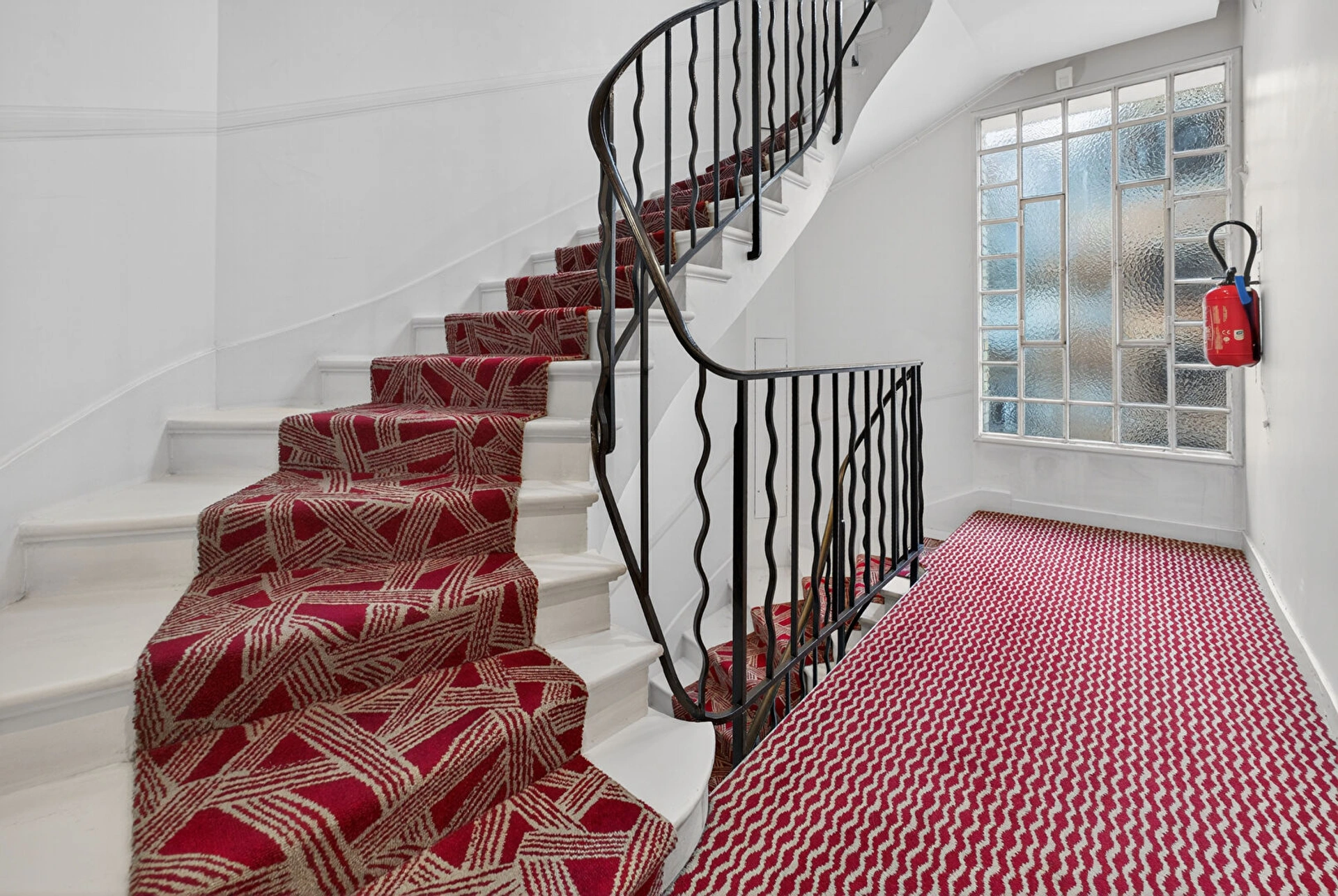 PARIS 17 - RUE DU DOBROPOL 7