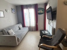 APPARTEMENT T2 AVEC TERRASSE ET PARKING AU PORT DE ROCHEFORT