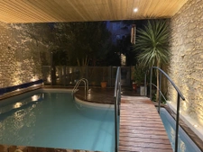 Maison de caractère avec garage et plateau aménageable en hy