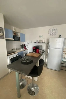 APPARTEMENT T2 AVEC TERRASSE ET PARKING AU PORT DE ROCHEFORT