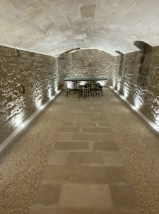 Maison de caractère avec garage et plateau aménageable en hy